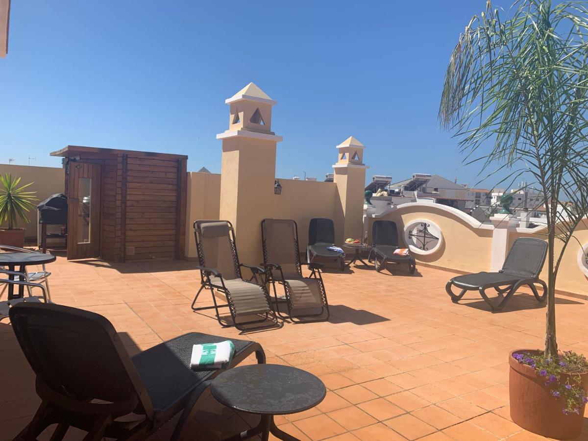 Apartamentos Nerjaluna Esterno foto