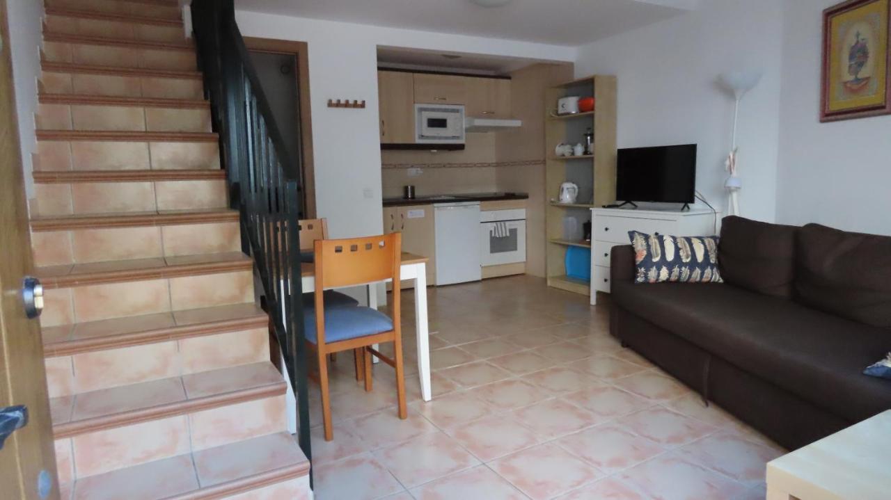 Apartamentos Nerjaluna Esterno foto